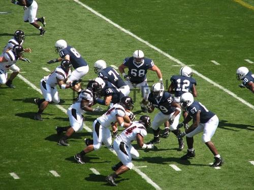 打算参加2020年NFL选秀的大学橄榄球低年级生